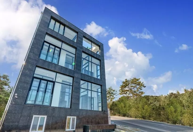 Majatalo Goseong Belossi Ayajin Kids Poolvilla