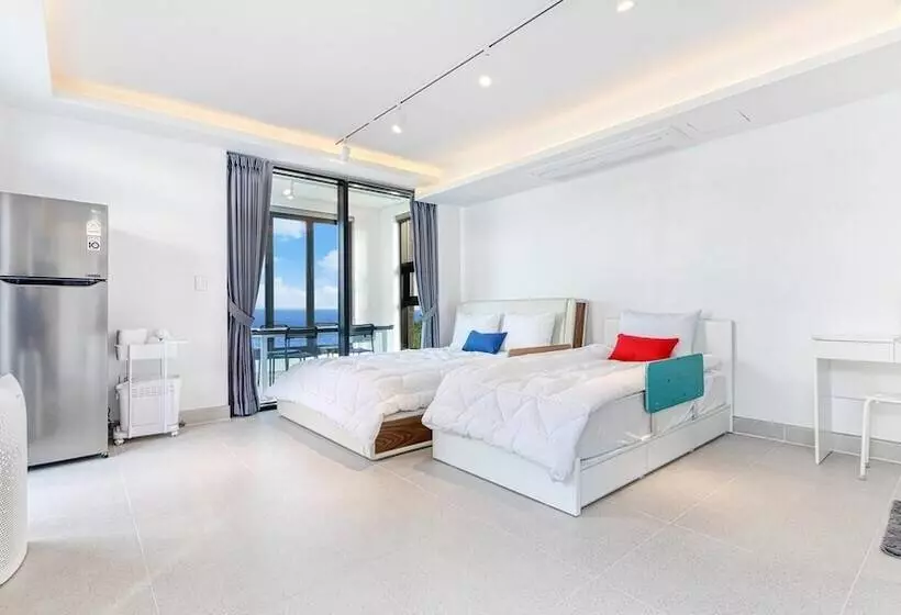 Majatalo Goseong Belossi Ayajin Kids Poolvilla