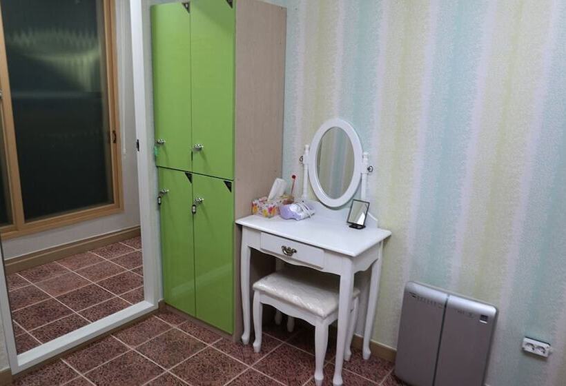 Pensione Gurye Ddo Ddo Guest House