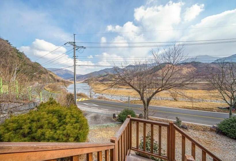 ペンション Hamyang Jiri Resort Bed And Breakfast