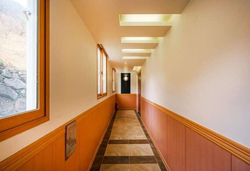 ペンション Hamyang Jiri Resort Bed And Breakfast