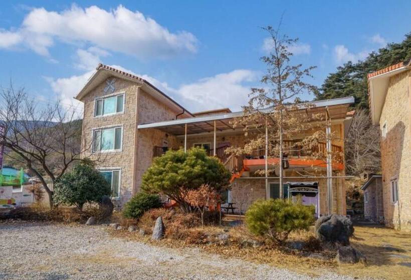 ペンション Hamyang Jiri Resort Bed And Breakfast