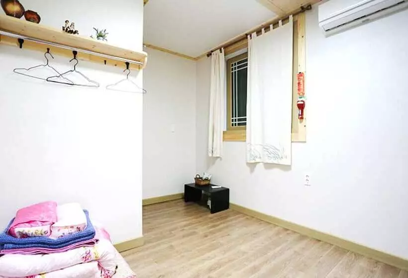 پانسیون Jeonju Hyu Guest House
