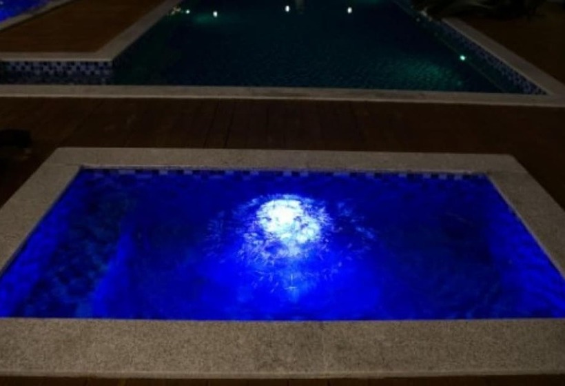 Pensão Sancheong Damga Pool Villa