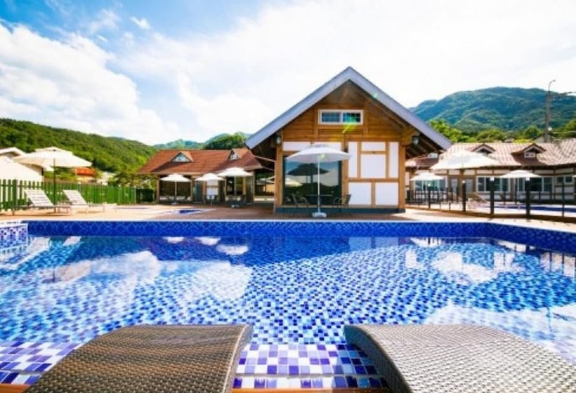 Pensão Sancheong Damga Pool Villa