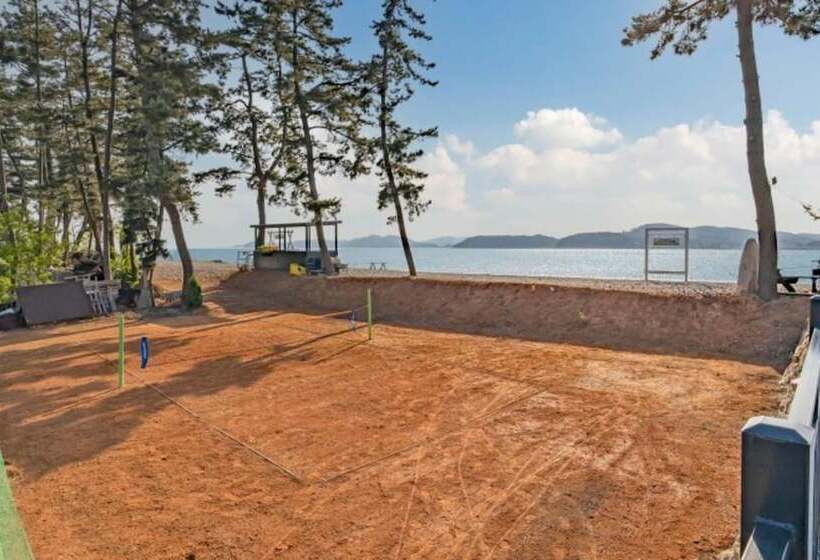 ペンション Taean Sunstone Pool Villa