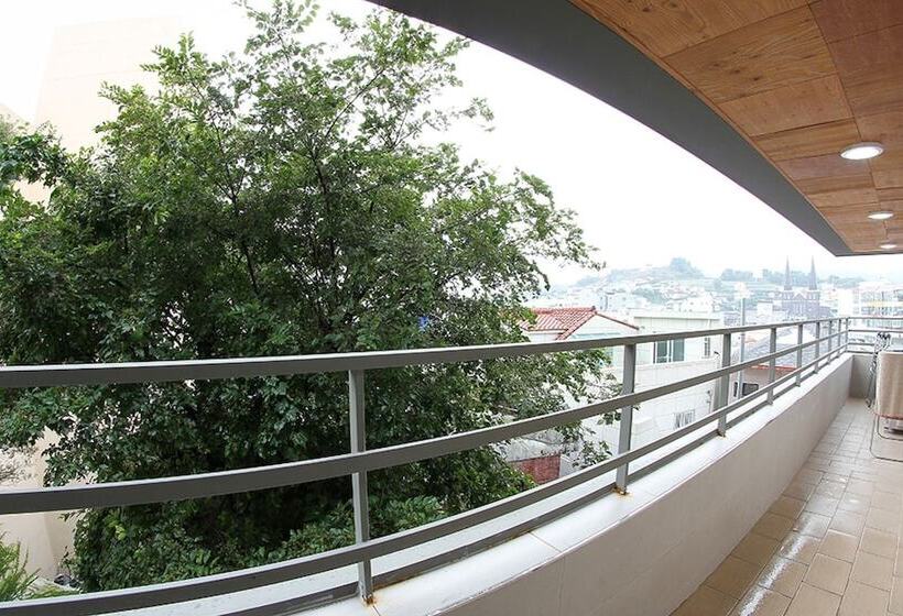 Pensão Tongyeong Sarang Hostel