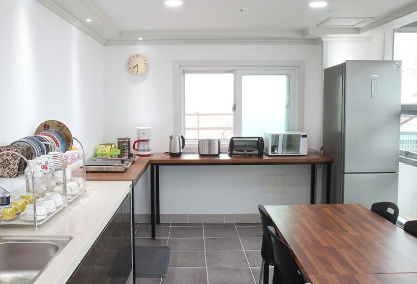 Pensão Tongyeong Sarang Hostel