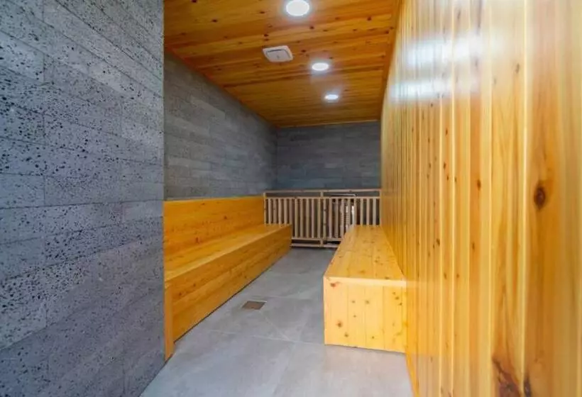 ペンション Yeosu Highlark Resort