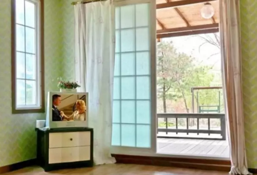 Pocheon Haneulbat Pension
