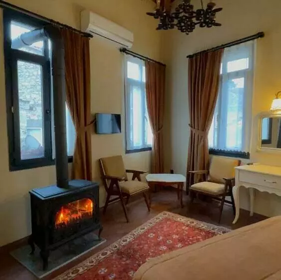 Sakli Tas Konak Otel