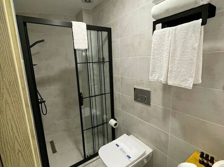 Sakli Tas Konak Otel