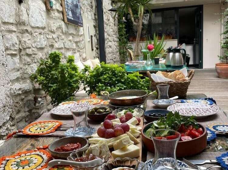 Sakli Tas Konak Otel