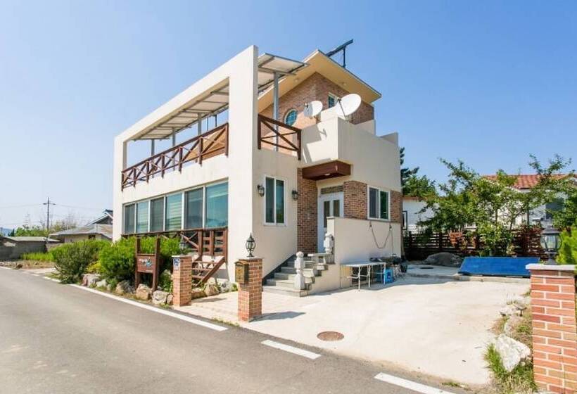 Samcheok Bada Sonamu Pension