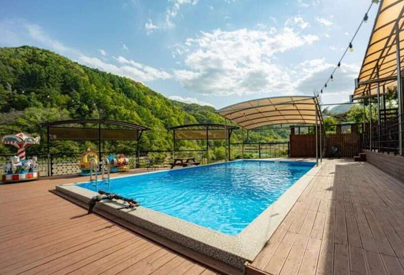 Seongju Pocheon Licome Pengle Pension