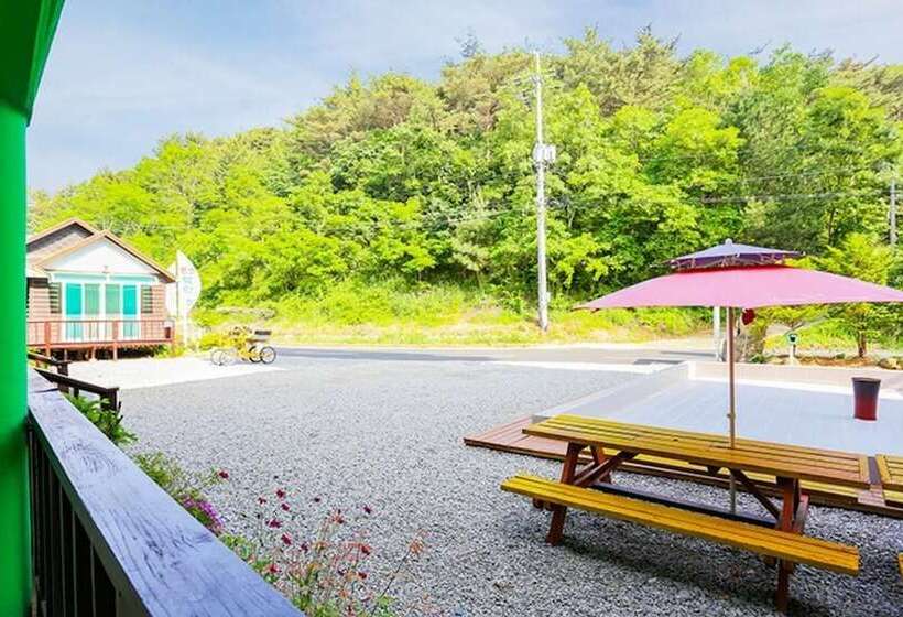 Taean Baegakgwan Pension