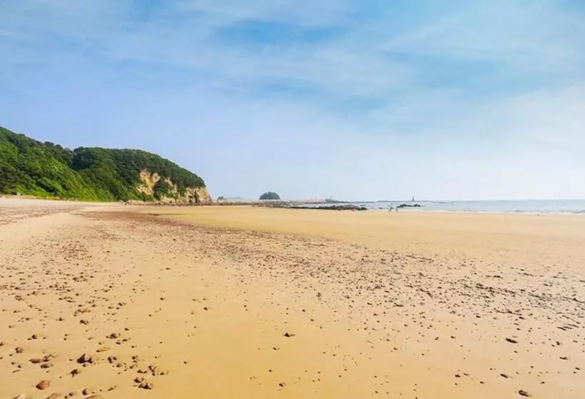 Taean Baegakgwan Pension