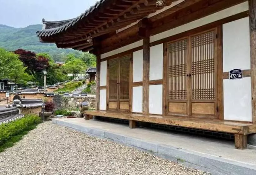 Wanju Hanok Pension Hyurim