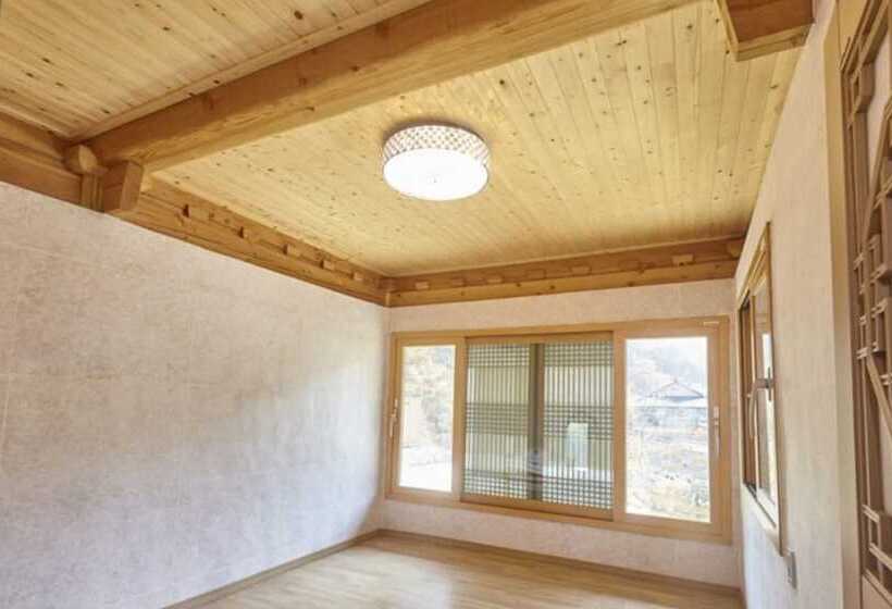 Wanju Hanok Pension Hyurim