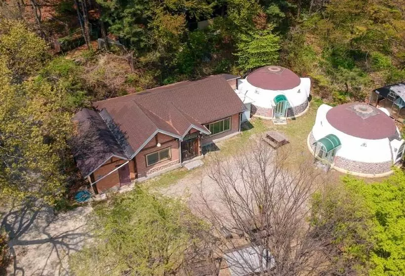Yangpyeong Santa Pension