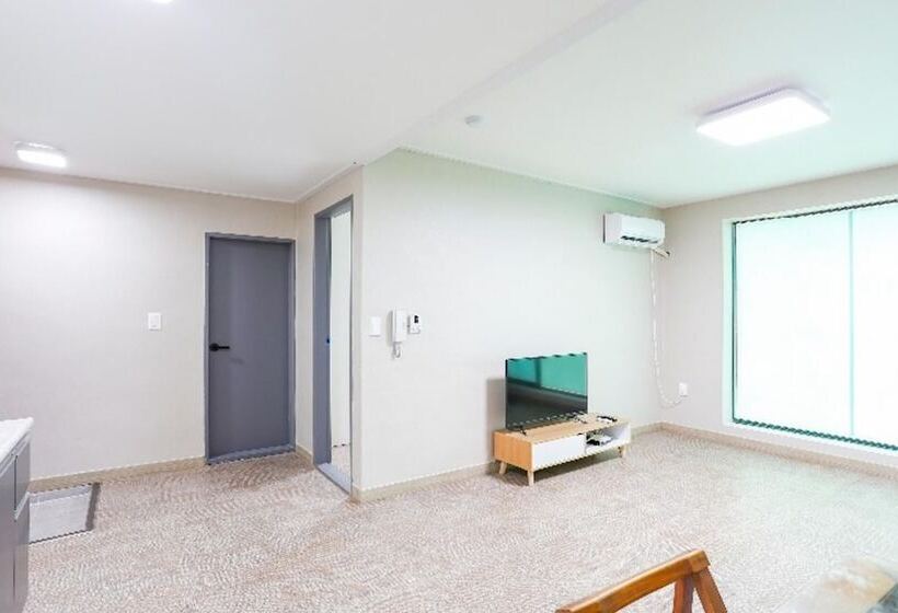 Yangsan Raon Stay Pension