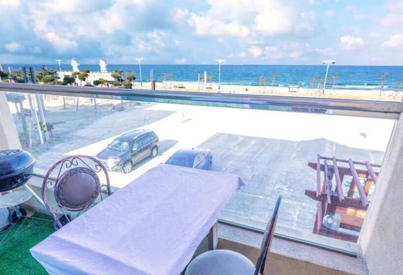 Yangyang Yemeusong Dongho Sea Pension