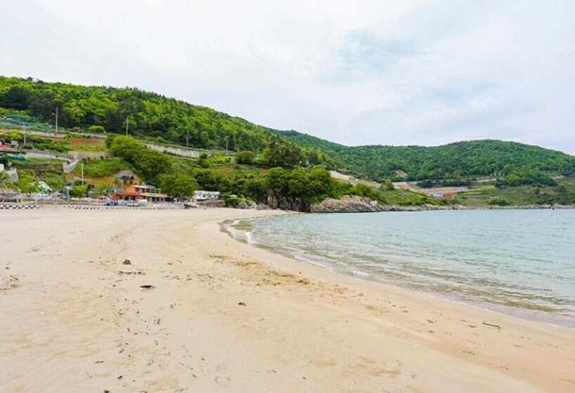 Yeosu Mosageum Pension