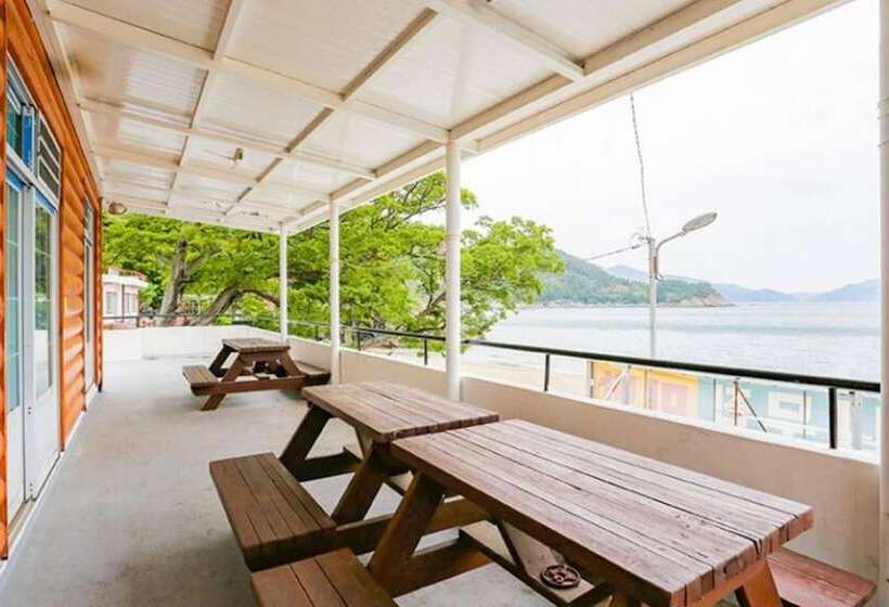 Yeosu Mosageum Pension