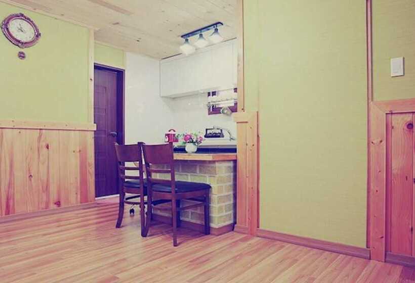 Yongin Road 47 Pension