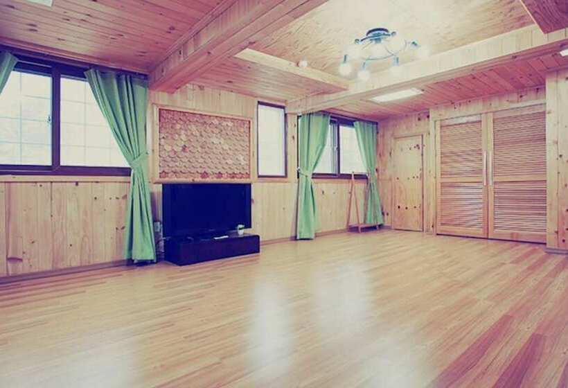 Yongin Road 47 Pension