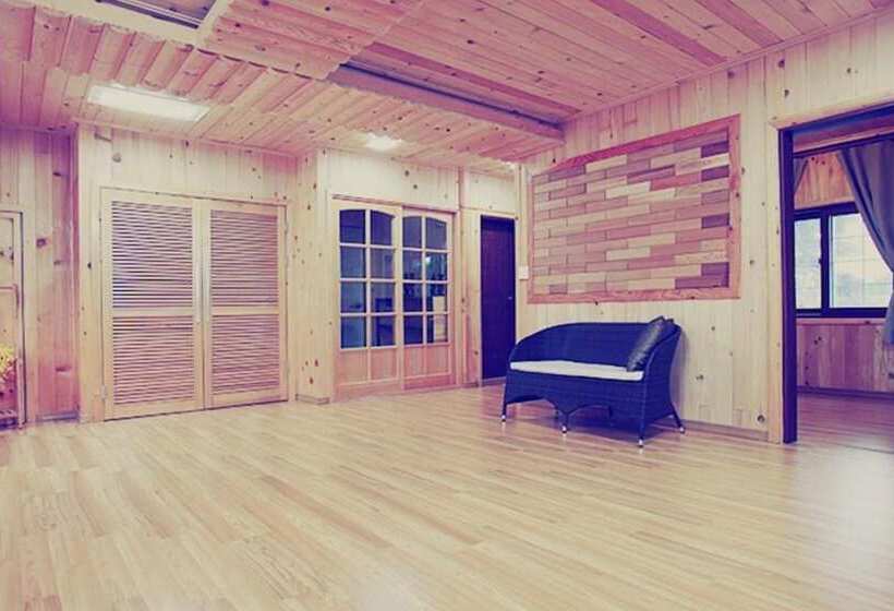 Yongin Road 47 Pension