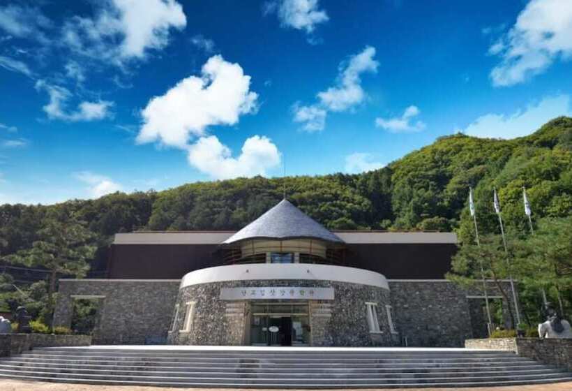 Youngwol Gimsatgat Hyugeso Pension