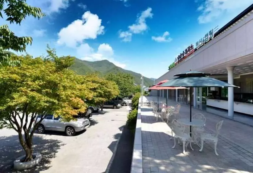 Youngwol Gimsatgat Hyugeso Pension