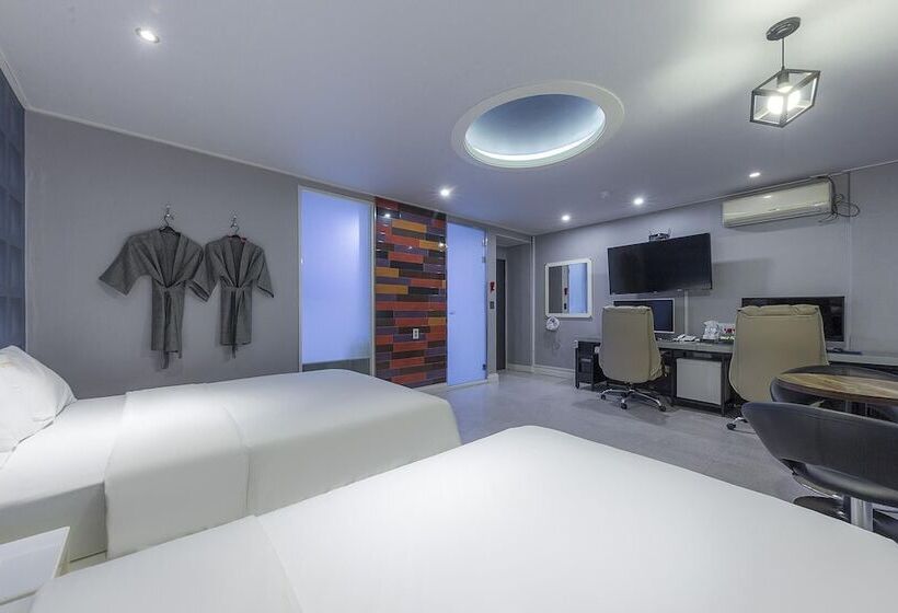 Chungju Healing Self Check In Motel