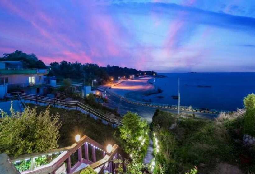 Goseong Galmaegi Naneunkkum Pension