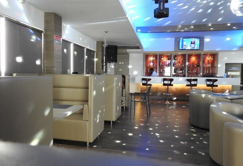 בית מלון כפרי Annamalai