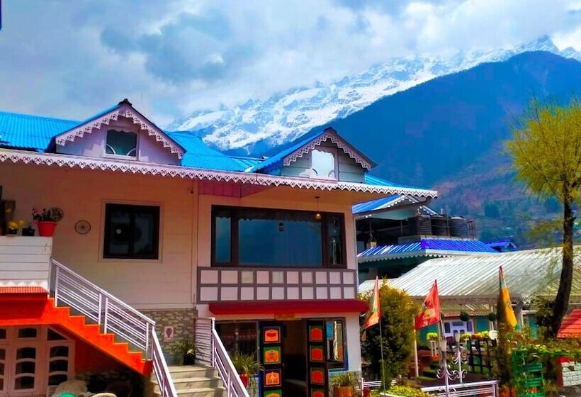 Hotel Golden Tashi Gakhil