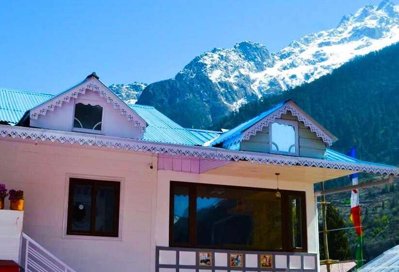 Hotel Golden Tashi Gakhil