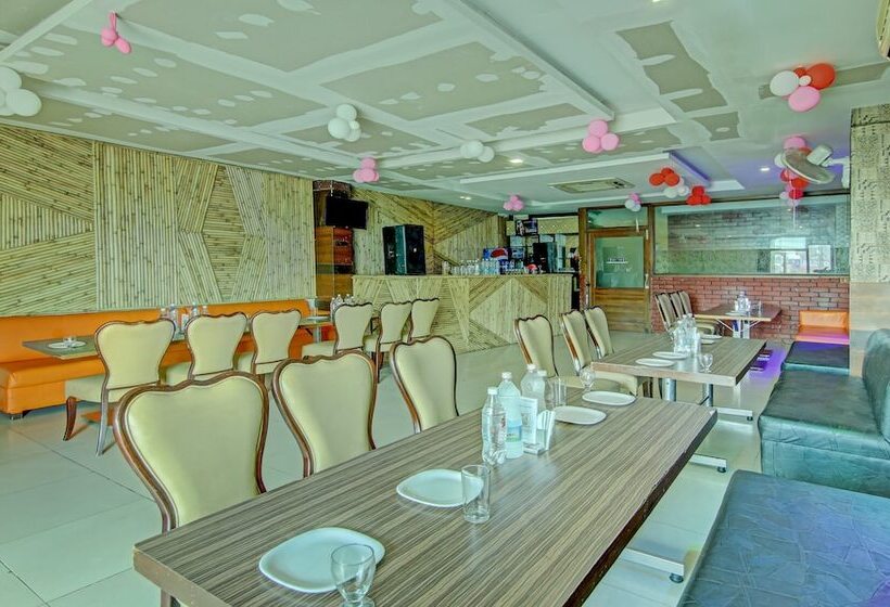 هتل Itsy By Treebo Black Diamond