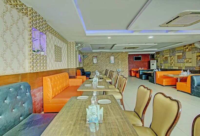 هتل Itsy By Treebo Black Diamond