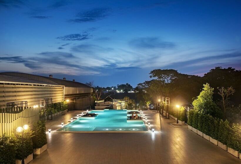 בית מלון כפרי Nine River