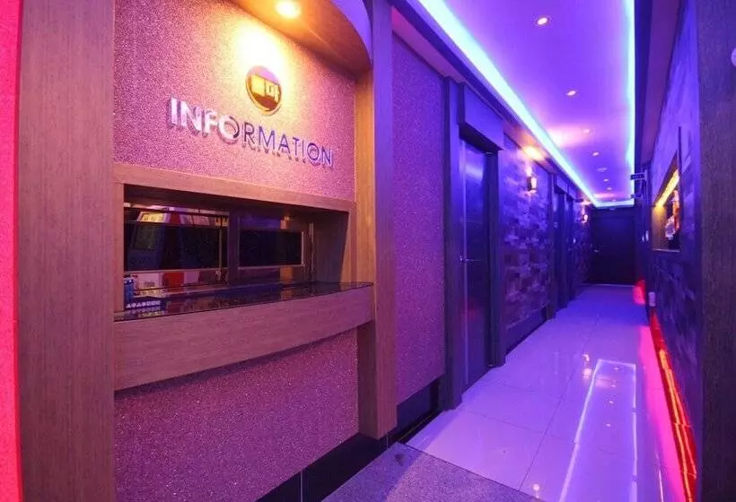 Jinju Comma Self Check In Motel