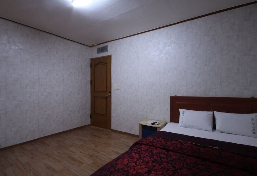 Мотель Andong Plus