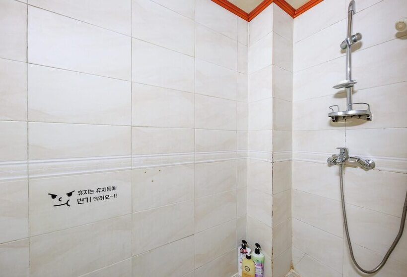 Motel Cheonan Ramada Park