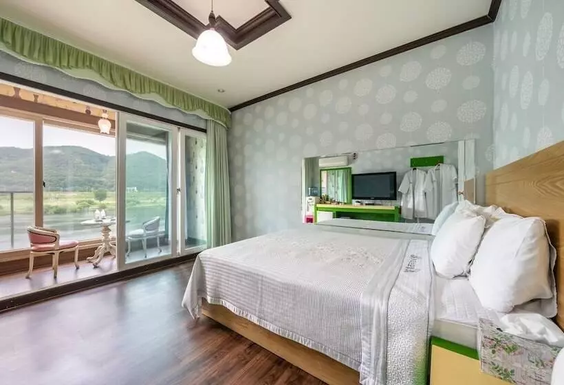 モーテル Cheongpyeong Carib