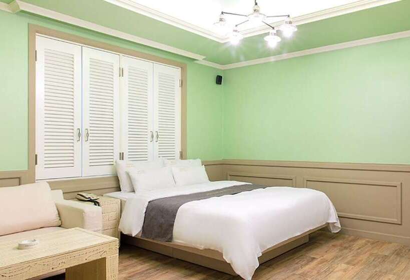 מוטל Gangneung Pine Hill