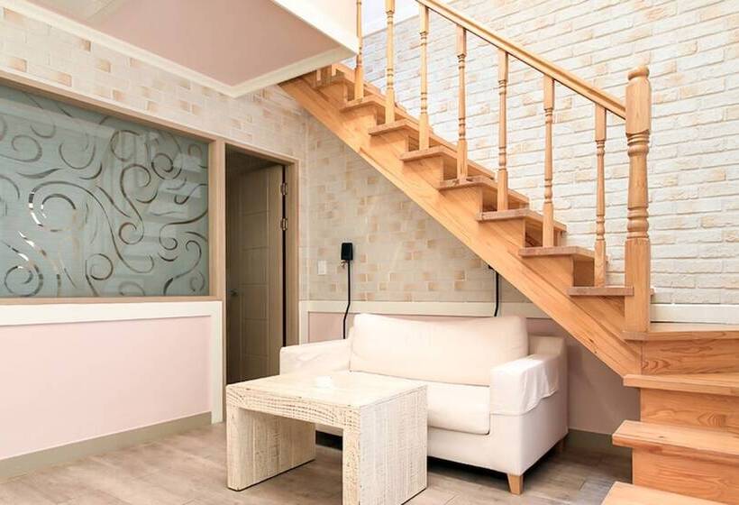 מוטל Gangneung Pine Hill