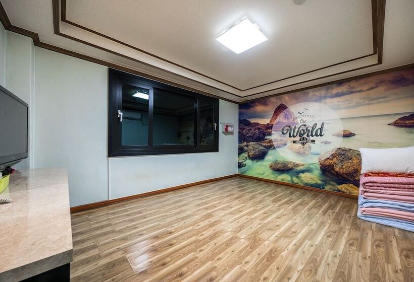 Motel Geojedo Gohyeon Surim