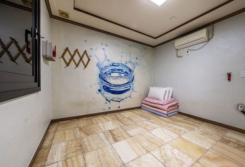 Motel Geojedo Gohyeon Surim