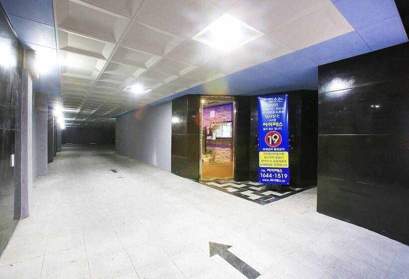 Motel Geumjeong Zoom